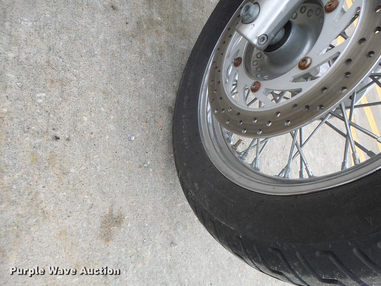 image for item DT9951 2002 Yamaha XVS650 motorcycle