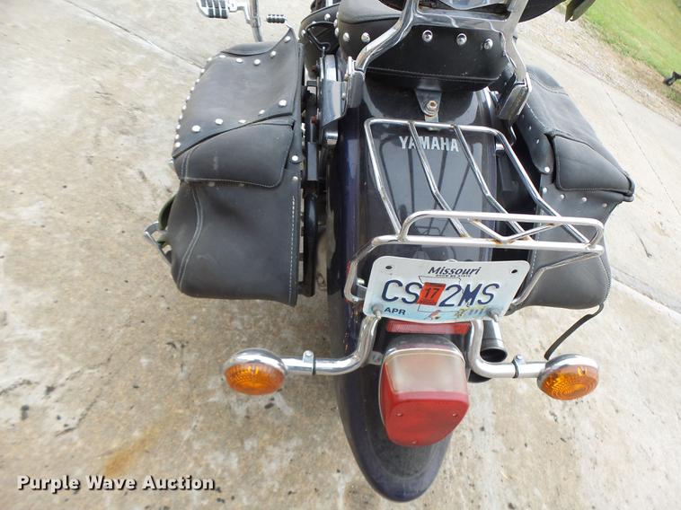 image for item DT9951 2002 Yamaha XVS650 motorcycle