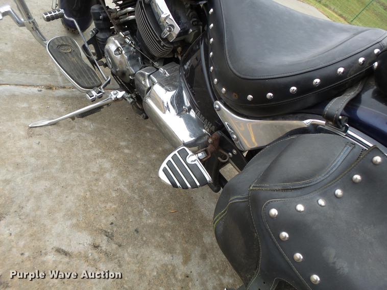 image for item DT9951 2002 Yamaha XVS650 motorcycle