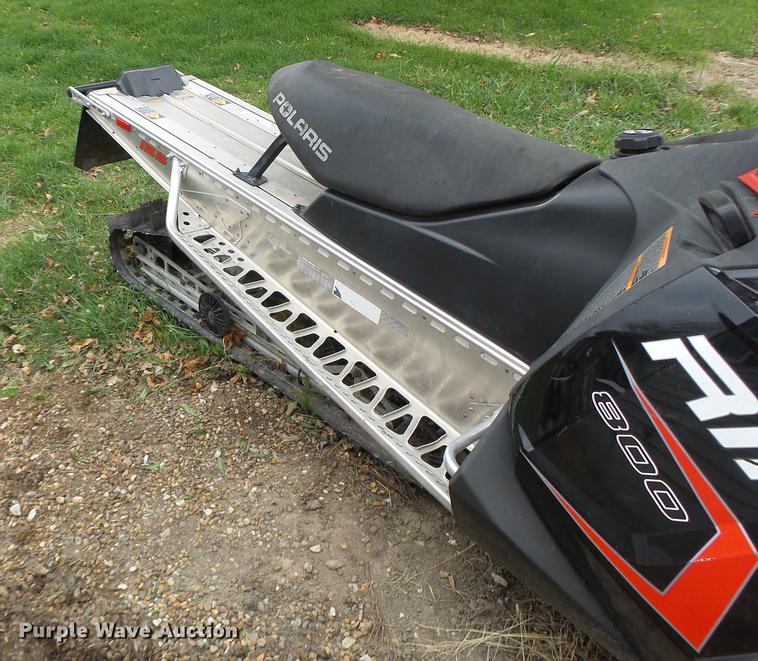image for item DT9952 2010 Polaris RMK 800 snow mobile