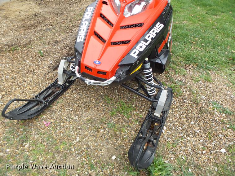 image for item DT9952 2010 Polaris RMK 800 snow mobile