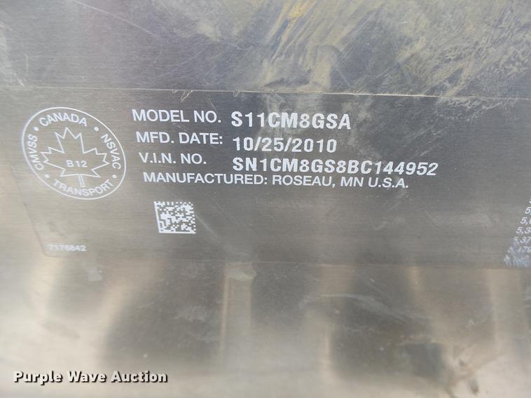 image for item DT9952 2010 Polaris RMK 800 snow mobile