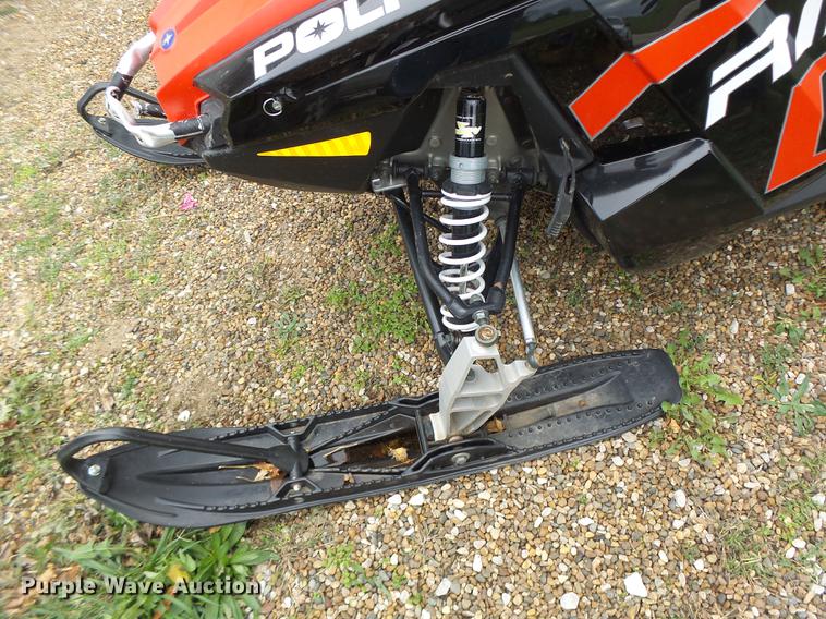 image for item DT9952 2010 Polaris RMK 800 snow mobile