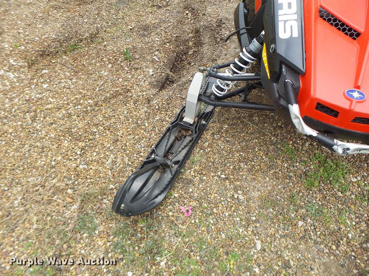 image for item DT9952 2010 Polaris RMK 800 snow mobile