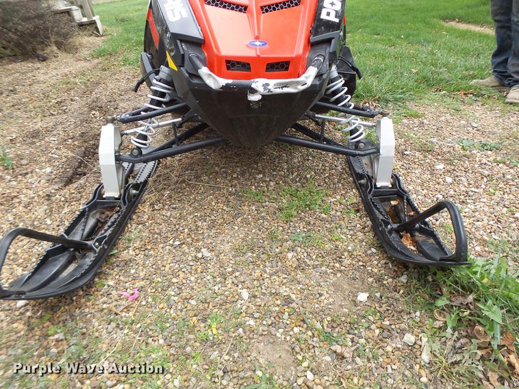 image for item DT9952 2010 Polaris RMK 800 snow mobile