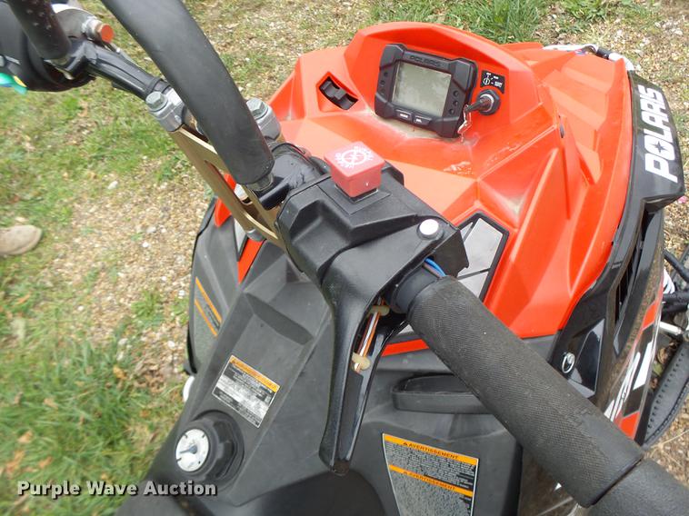 image for item DT9952 2010 Polaris RMK 800 snow mobile