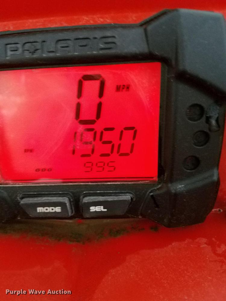 image for item DT9952 2010 Polaris RMK 800 snow mobile