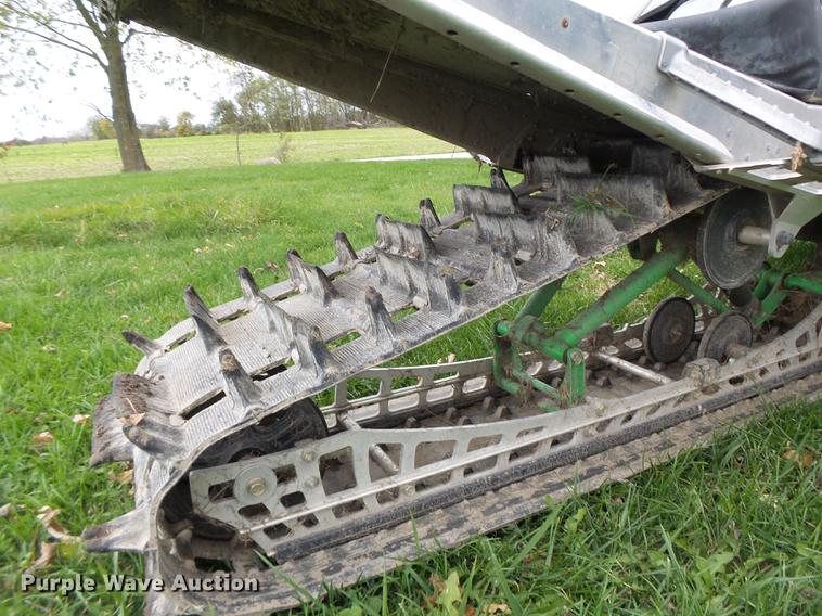 image for item DT9953 2009 Arctic Cat M8 snow mobile