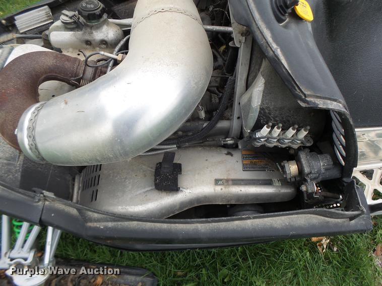 image for item DT9953 2009 Arctic Cat M8 snow mobile