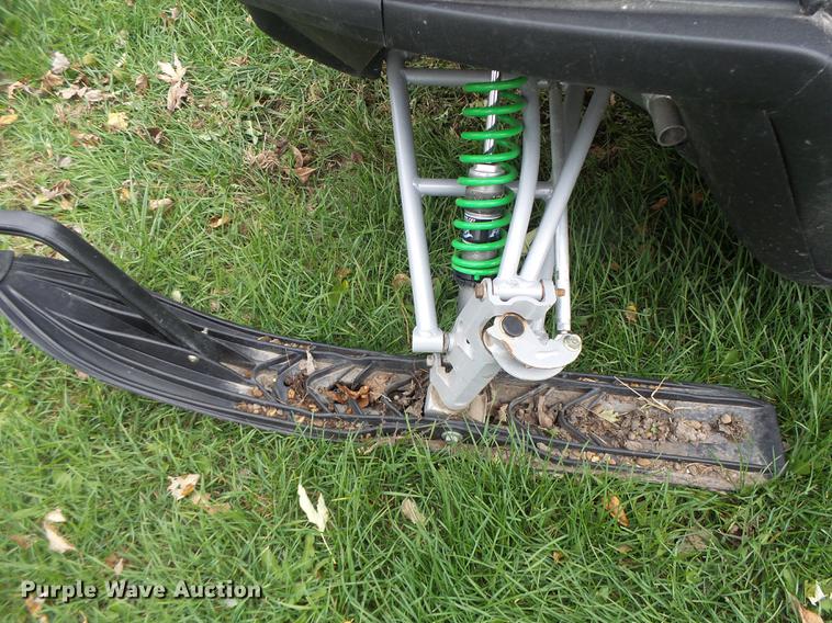 image for item DT9953 2009 Arctic Cat M8 snow mobile