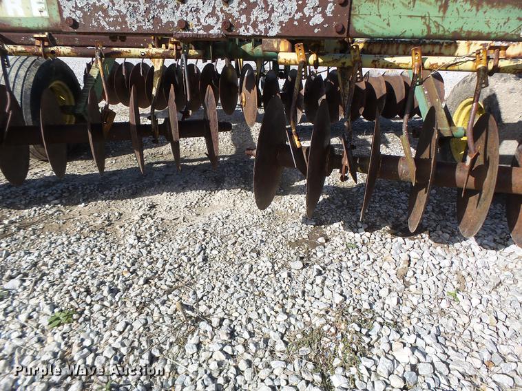 image for item DT9956 John Deere disk