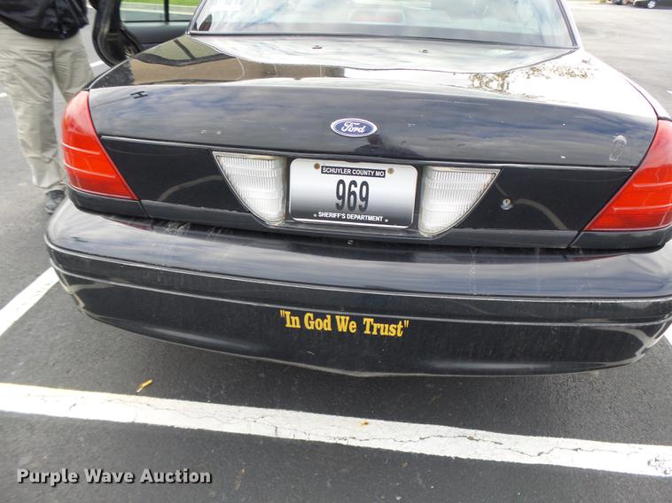 image for item DT9958 2004 Ford Crown Victoria Police Interceptor