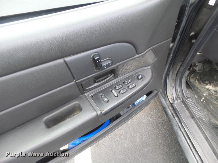 image for item DT9958 2004 Ford Crown Victoria Police Interceptor