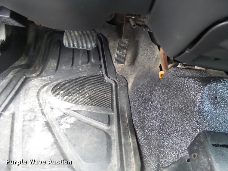 image for item DT9958 2004 Ford Crown Victoria Police Interceptor