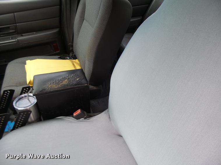 image for item DT9958 2004 Ford Crown Victoria Police Interceptor