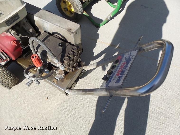 image for item DT9961 (3) pressure washers