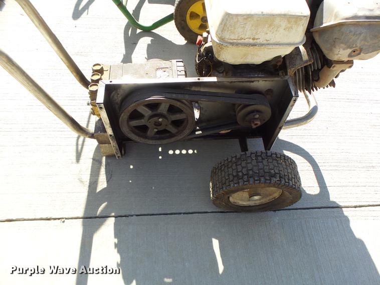 image for item DT9961 (3) pressure washers