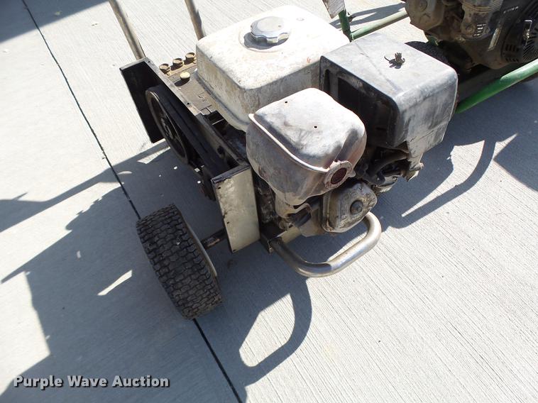 image for item DT9961 (3) pressure washers