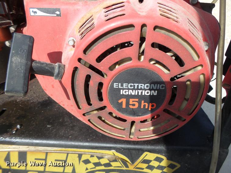 image for item DT9962 Easy Kleen pressure washer