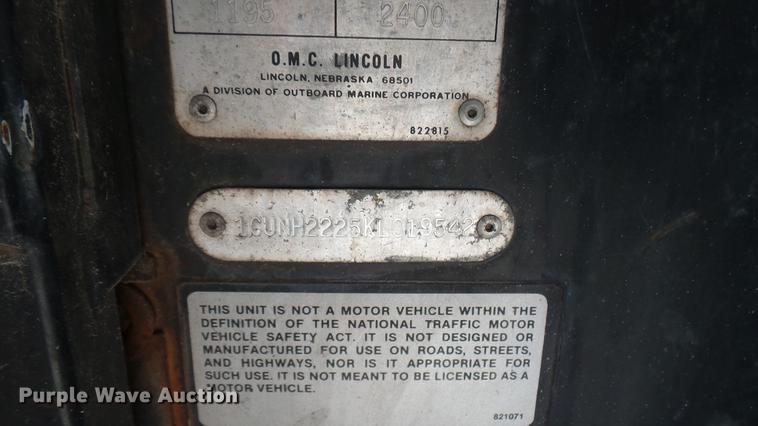 image for item DV9000 1989 Cushman utility vehicle