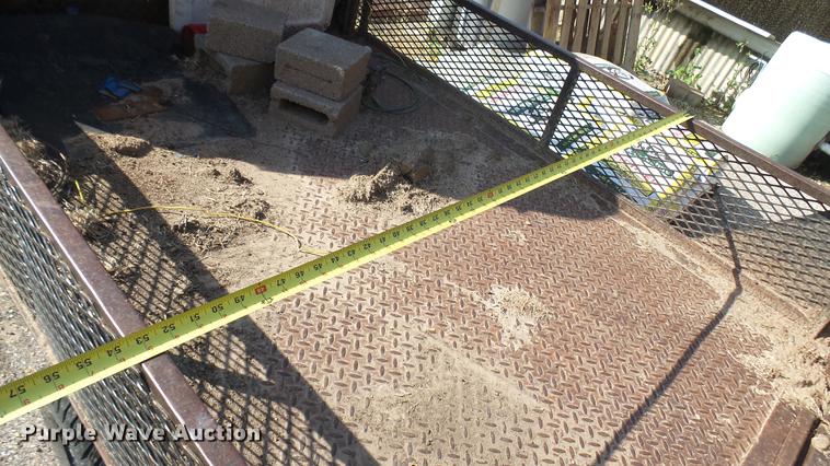 image for item DV9002 1989 Cushman utility vehicle