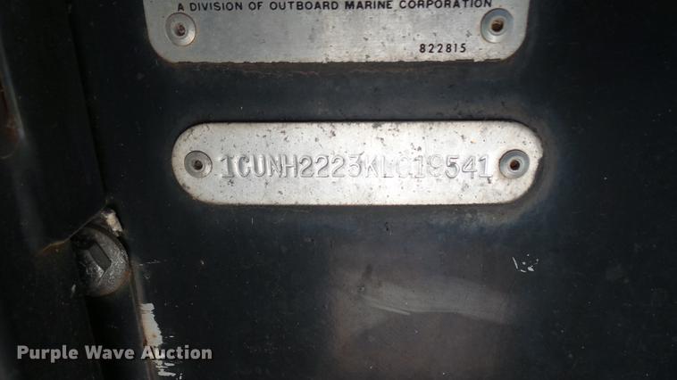 image for item DV9002 1989 Cushman utility vehicle