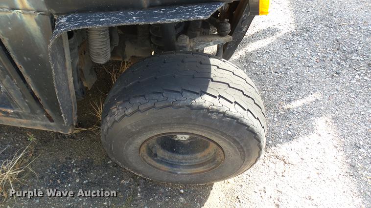 image for item DV9002 1989 Cushman utility vehicle