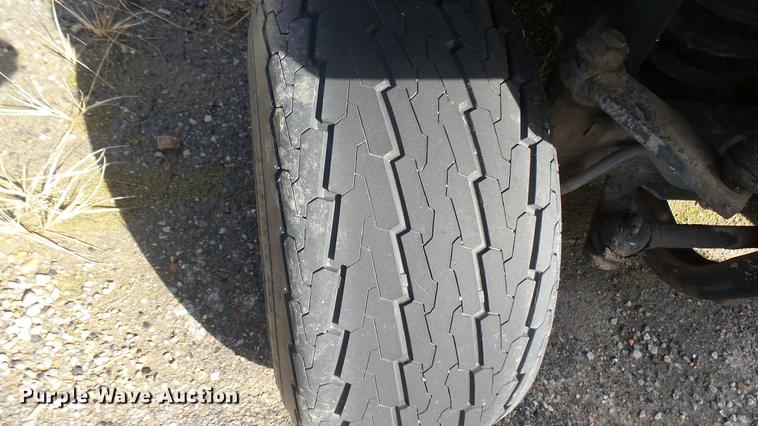 image for item DV9002 1989 Cushman utility vehicle