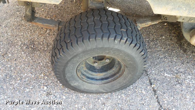 image for item DV9002 1989 Cushman utility vehicle