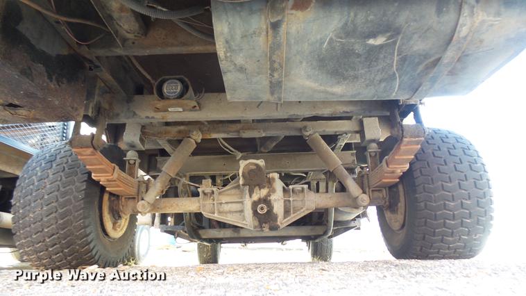 image for item DV9002 1989 Cushman utility vehicle