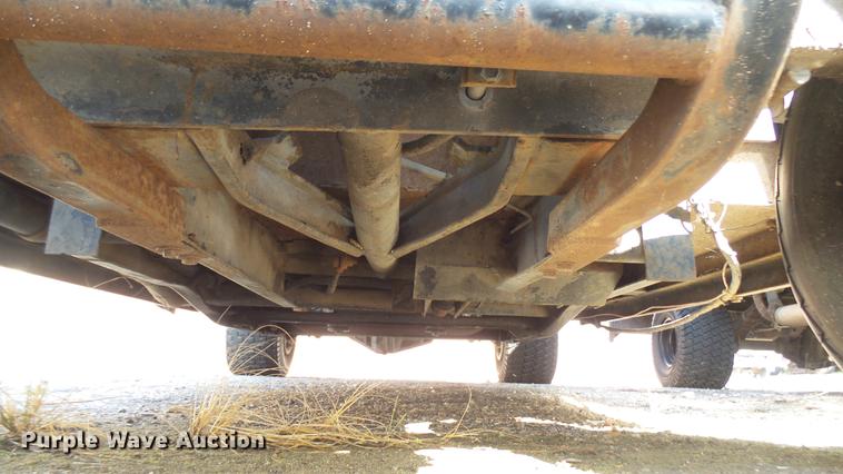 image for item DV9002 1989 Cushman utility vehicle