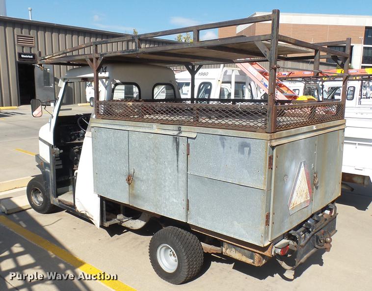 image for item DV9008 1989 Cushman utility vehicle