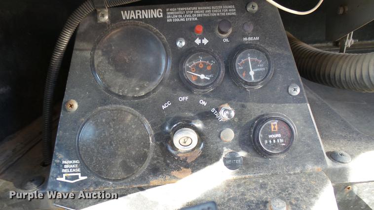 image for item DV9008 1989 Cushman utility vehicle