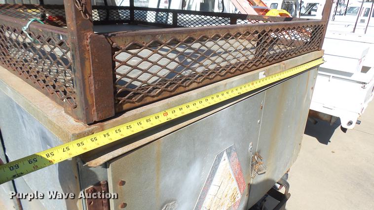 image for item DV9008 1989 Cushman utility vehicle