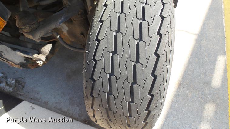 image for item DV9008 1989 Cushman utility vehicle