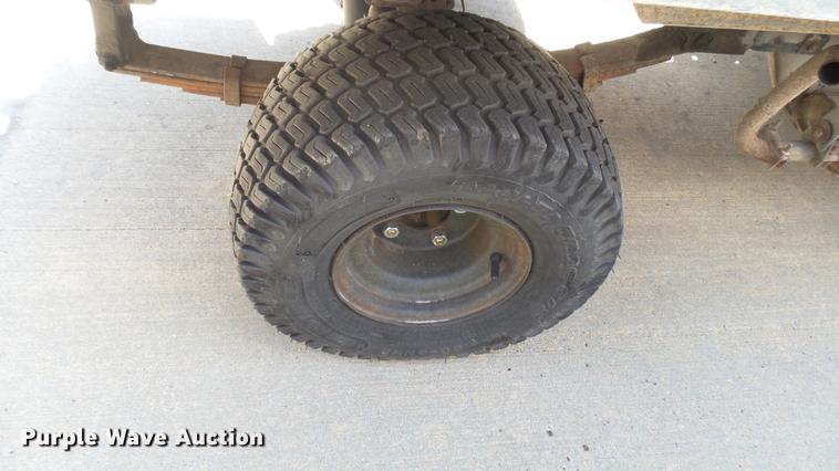 image for item DV9008 1989 Cushman utility vehicle