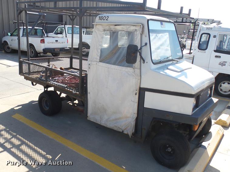 image for item DV9009 1989 Cushman utility vehicle
