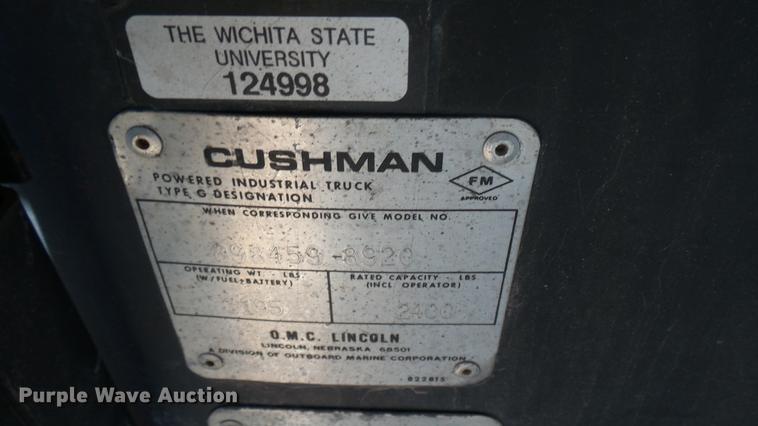 image for item DV9009 1989 Cushman utility vehicle