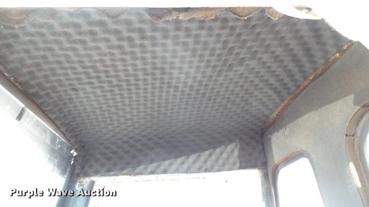 image for item DV9009 1989 Cushman utility vehicle