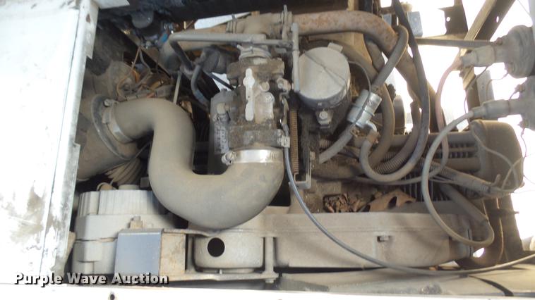 image for item DV9009 1989 Cushman utility vehicle