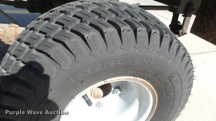 image for item DV9009 1989 Cushman utility vehicle