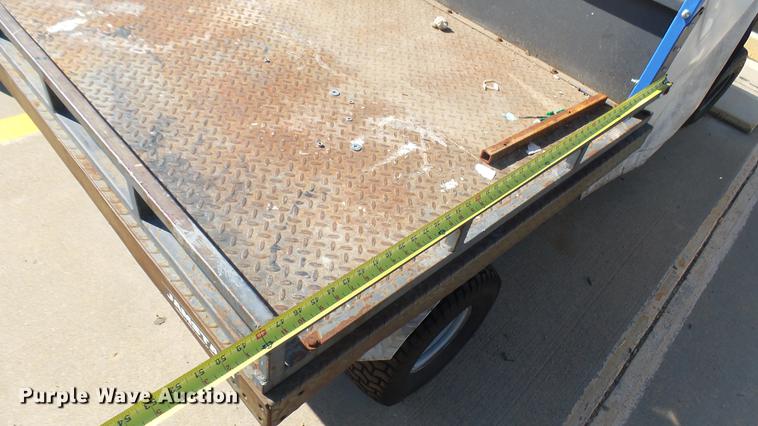 image for item DV9010 1988 Cushman utility vehicle