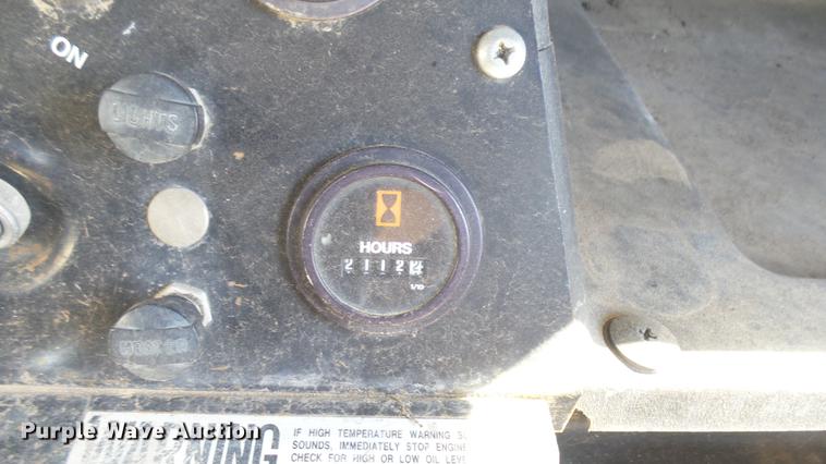 image for item DV9015 1989 Cushman utility vehicle