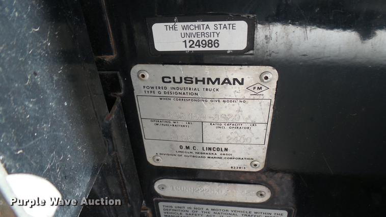 image for item DV9015 1989 Cushman utility vehicle
