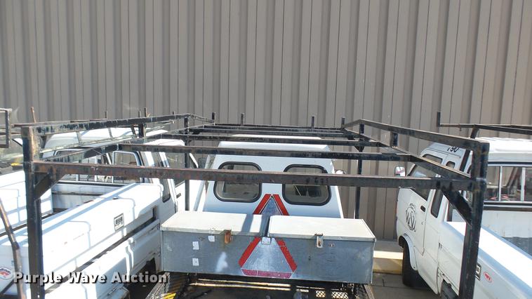 image for item DV9015 1989 Cushman utility vehicle