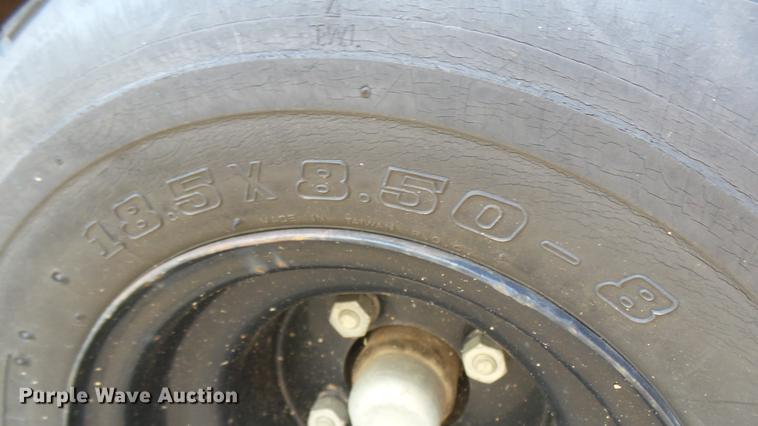 image for item DV9015 1989 Cushman utility vehicle