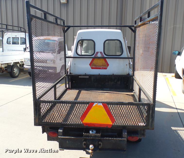 image for item DV9016 1989 Cushman utility vehicle