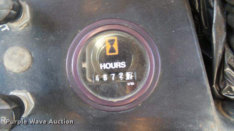 image for item DV9016 1989 Cushman utility vehicle