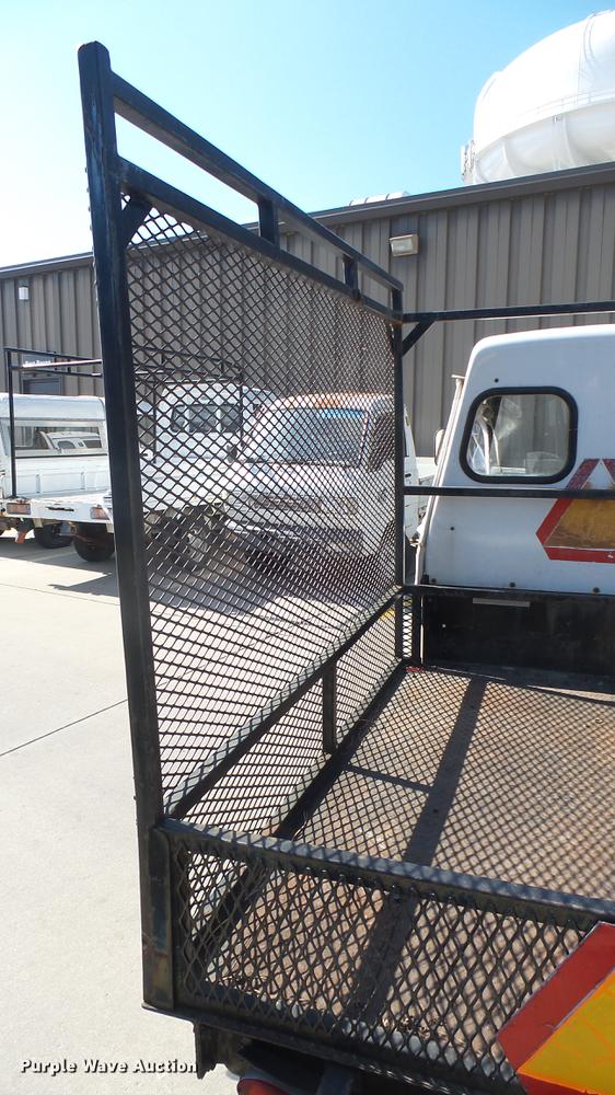 image for item DV9016 1989 Cushman utility vehicle