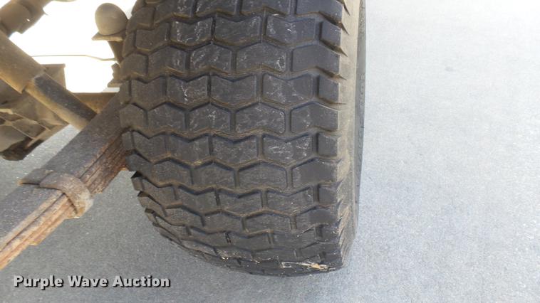 image for item DV9016 1989 Cushman utility vehicle